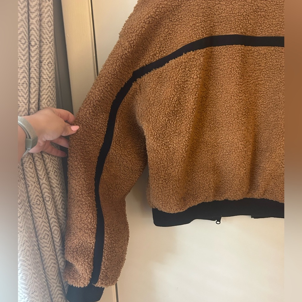 Fabletics Reversible Teddy Jacket In Size Small - image 7